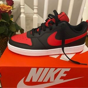 Nike Court Borough Low 2 Big Kids' Shoes, Size 7Y (adult women’s size 8) NWT❤️🖤